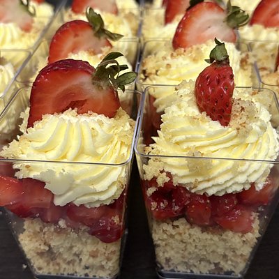 Shooter Dessert Cups