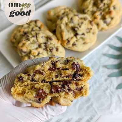 Chocolate Chip Gourmet Cookie