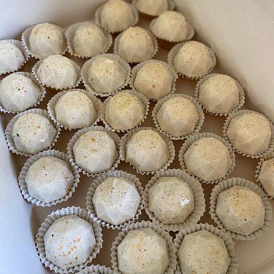 Custom Cake Truffles/Gems