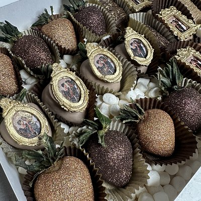 1 Dz Chocolate Covered Strawberries 