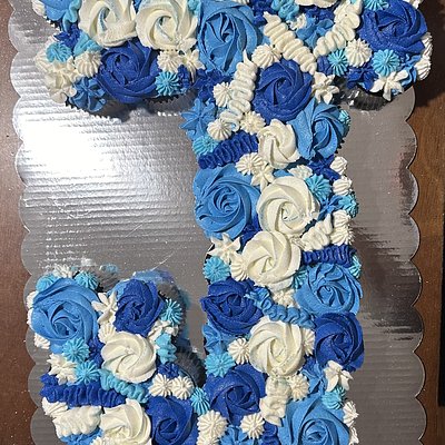 Cupcake Pull Apart Cake