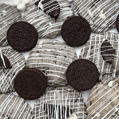 Cookies & Cream Cookies
