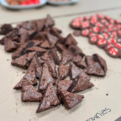 Brownies (1 dozen triangles)