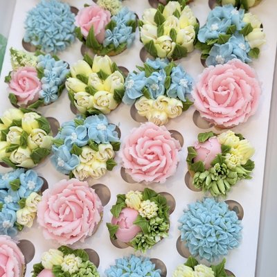Gladys Florals-2 dz minis