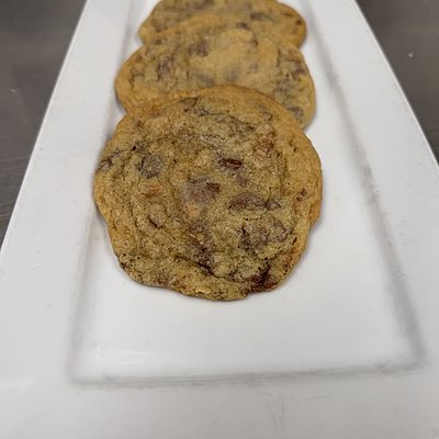 Bourbon Toffee Chocolate Chip Cookie