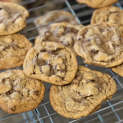 Dani’s Chocolate Chip Cookies (6 for $8)