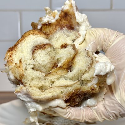 Classic Sourdough Cinnamon Rolls (4 Count)