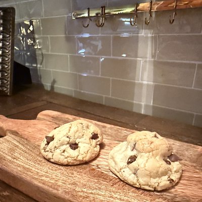 1/2 Dozen Gluten Friendly Chocolate Chunk Cookies 
