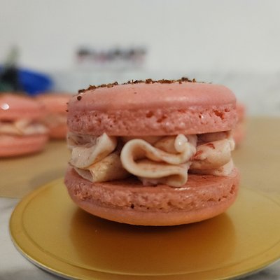 Strawberrie macarons 