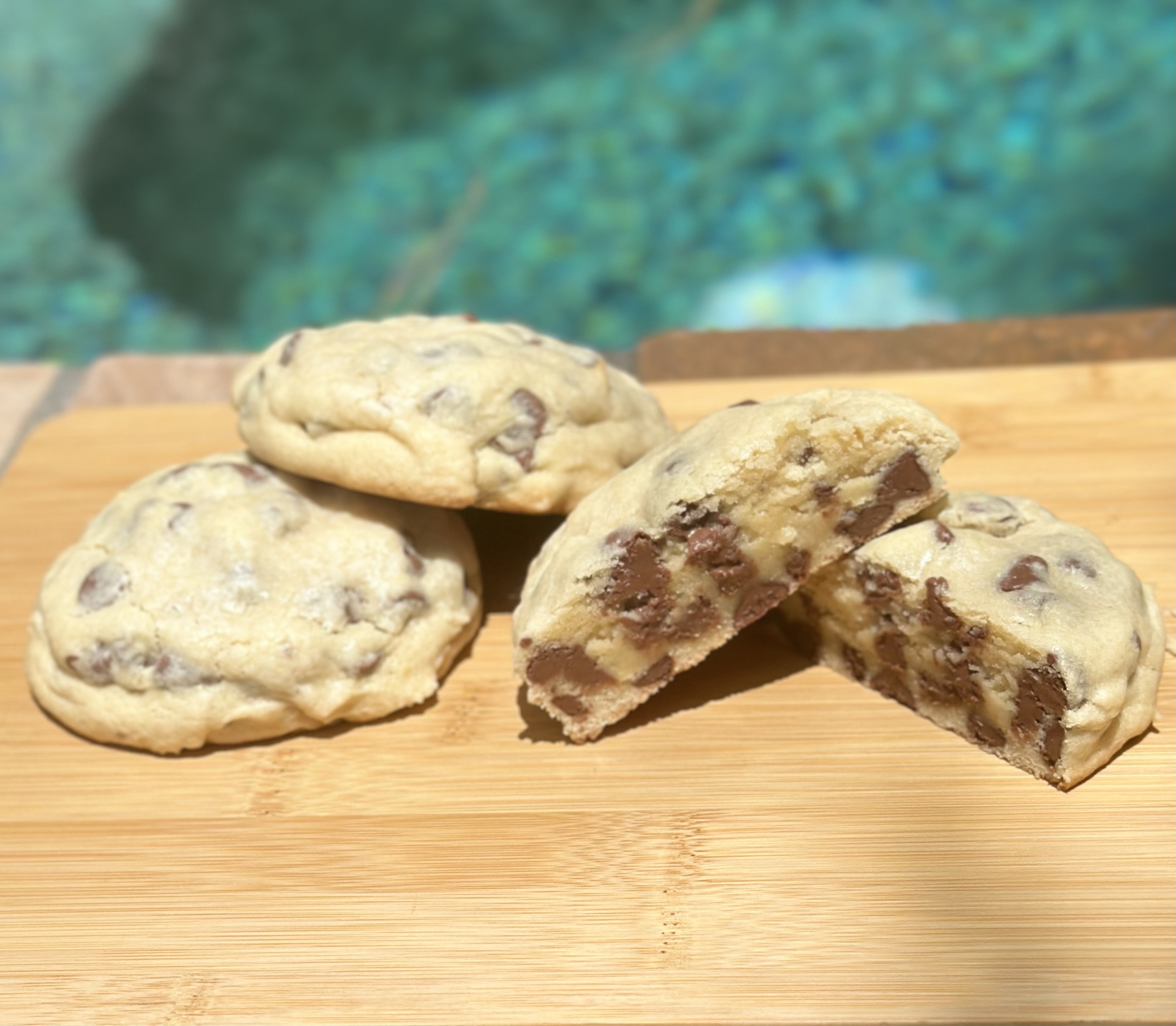 Chocolate Chip Colossal Cookie 