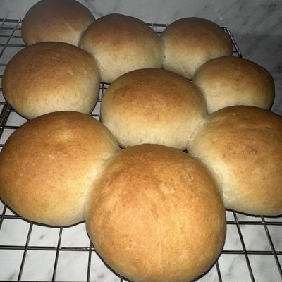 Hamburger buns