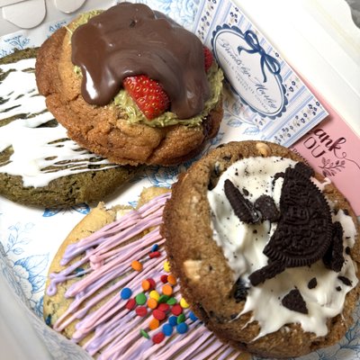 4 cookie package 