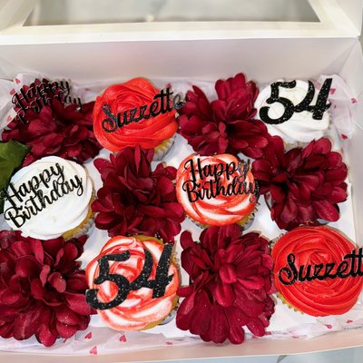 THE Big  BOUJEE CUPCAKE BOX 💕