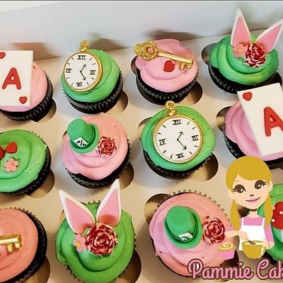 Buttercream Cupcakes With Edible Custom Toppers