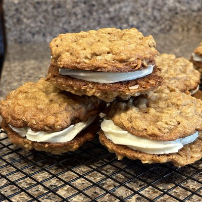 Oatmeal Cream Pie Cookies