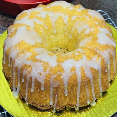 Five Flavor Pound Cake 6 Cup Bundt