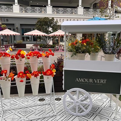 Floral Cart 🌹 Luxe