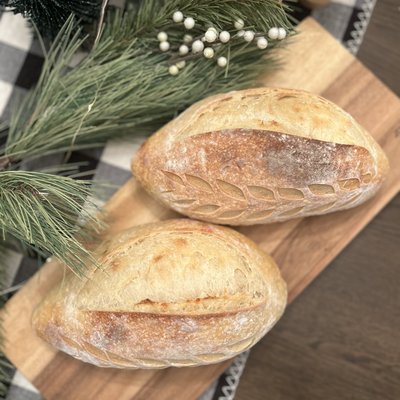 Demi-baguette (plain or rosemary)