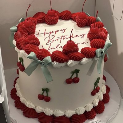 8” Round Cake 