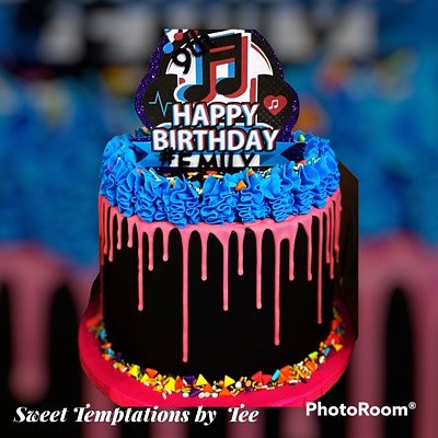 8 inch customizable cake 