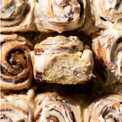 Jumbo Cinnamon Rolls 