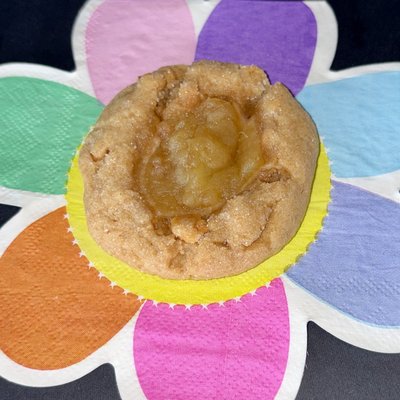 Peanut Butter Cookies With Applesauce Jam