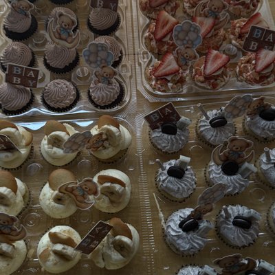 Half Dozen Specialty Kupkakes