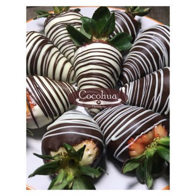 Chocolate Strawberries (4 units)