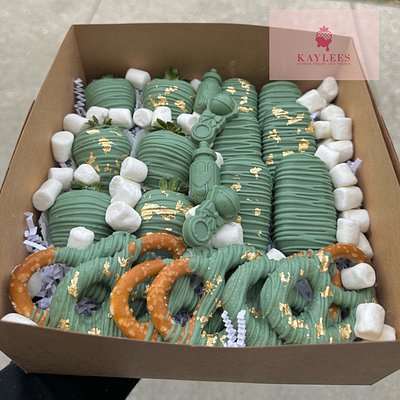 Baby Box / Gender Reveal Box 