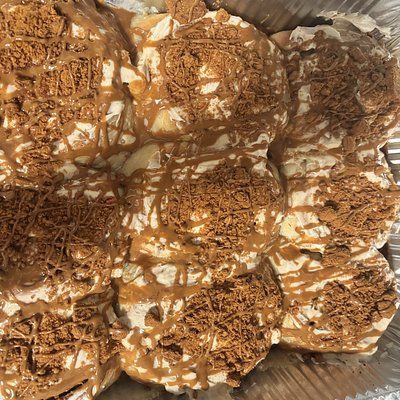 6 Pack Cinnamon Rolls