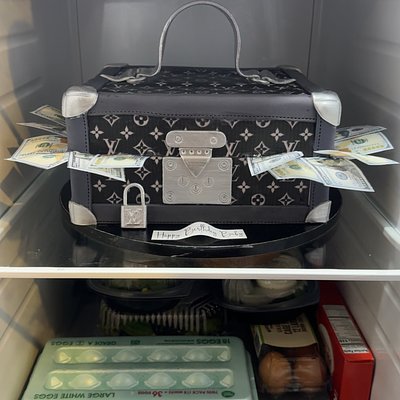 LV Luggage Cake