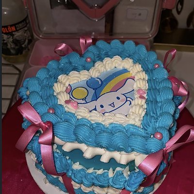 Cartoon Cake 