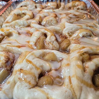 Caramel Apple Cinnamon Rolls