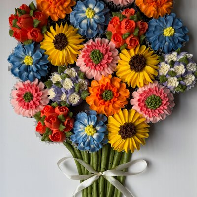Large Floral Cupcakes Bouquet (20 Cupcakes)