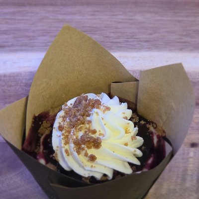 Blackberry Cobbler Cheesecake 