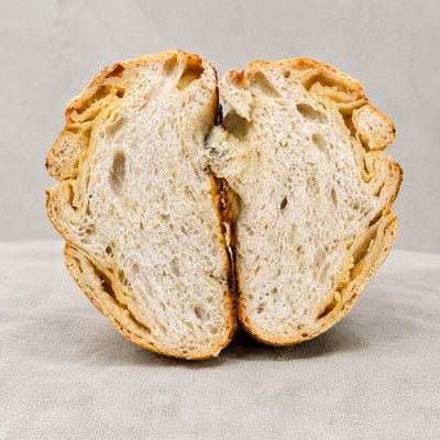 Garlic Parmesan Sourdough Bread 