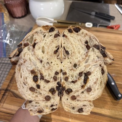 Cinnamon Raisin Sourdough Bread