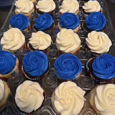  Standard Size Classic Cupcakes – 2 Dozen (U p to 2 Flavors (Exclude Caramel