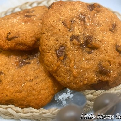 Caramelizad Applesauce Chocolate Chip Cookie