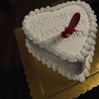 Blank Space Taylor Swift Cake 