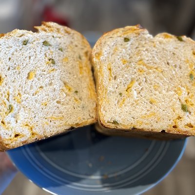 Jalapeño & Cheddar Sourdough