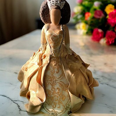Character / Doll Cakes