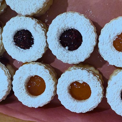 Linzer Cookies