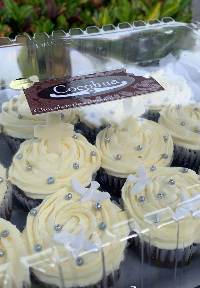 Chocolate Cupcakes (4 Units)