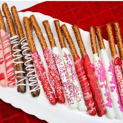 Chocolate Covered Pretzel Rods