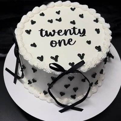 8” Round Cake