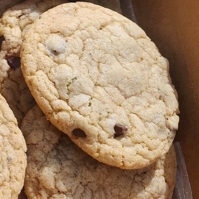 1 Dozen Chocolate Chip Cookies