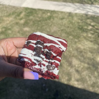Red Velvet Brownie