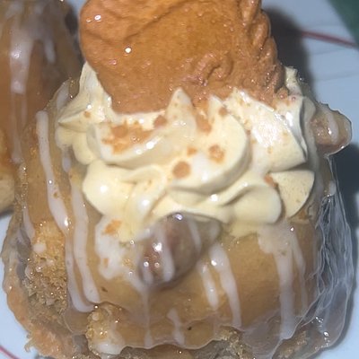 1 Dozen Praline Biscoff Bundt Cakes 