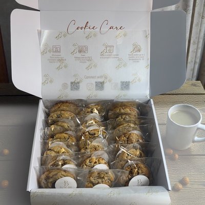 Sandra’s Sweet Selection (20 Variety Cookies)